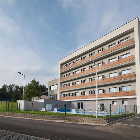 Hotel Kraskov Active Resort Tremosnice Экстерьер фото